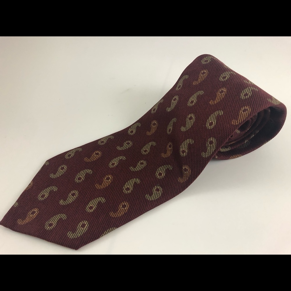 Coach vtg Italian 100% silk paisley burgundy necktie print READ